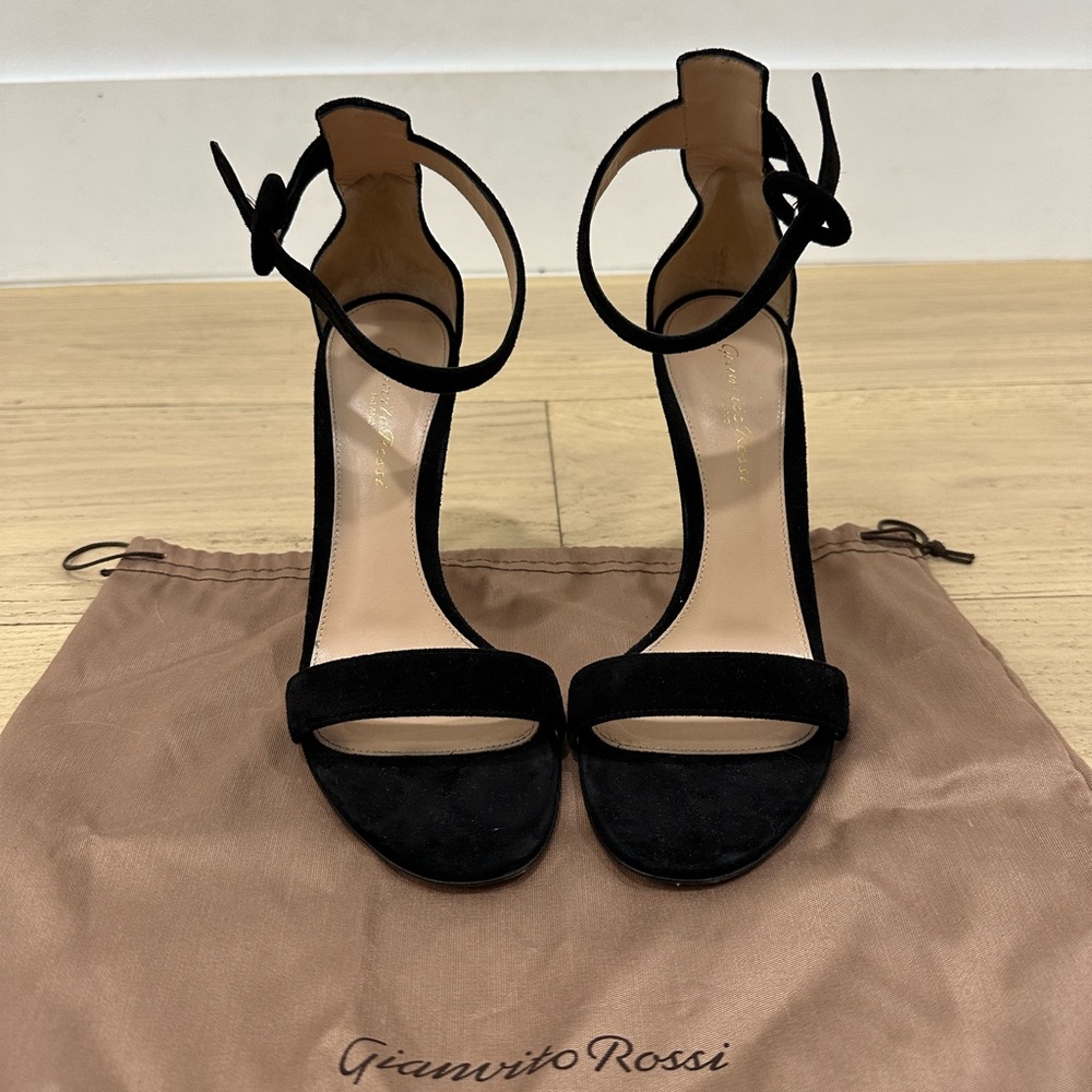 Gianvito Rossi Black Suede Portofino Heels